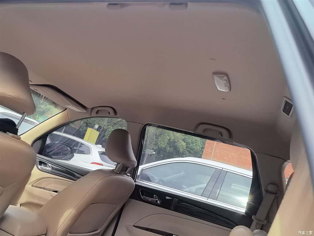 Wuling 730, 2018 18