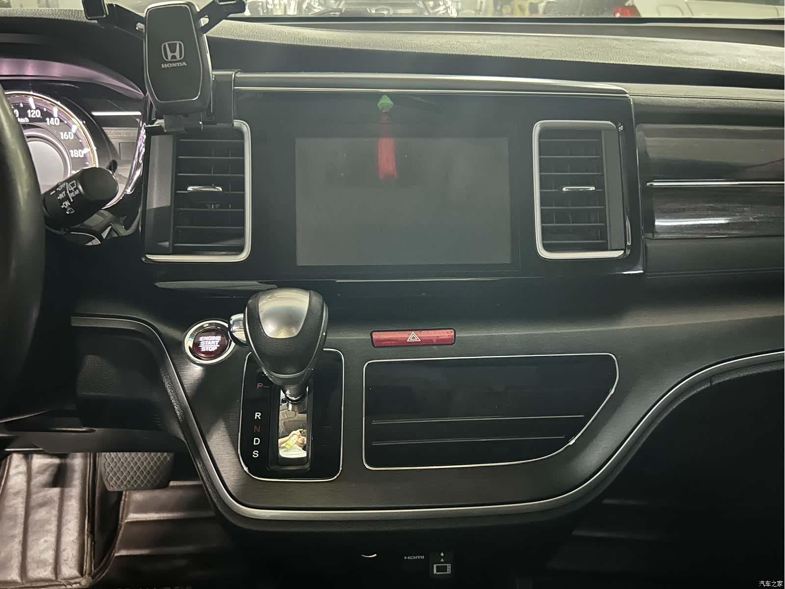 Honda Elysion, 2018 8