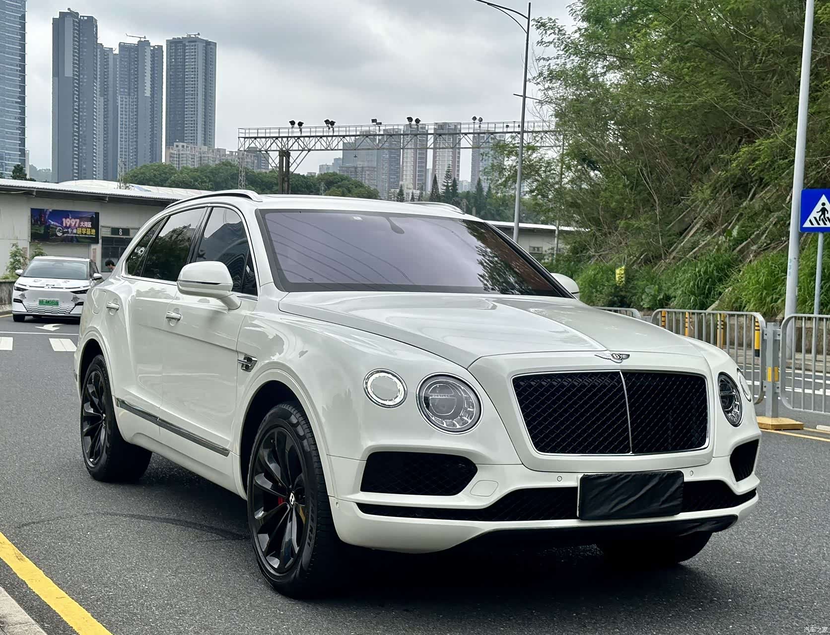 Bentley Bentayga, 2019 2