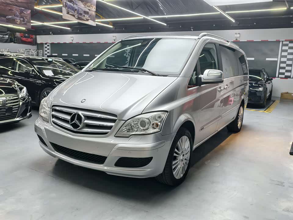 Mercedes-Benz Viano