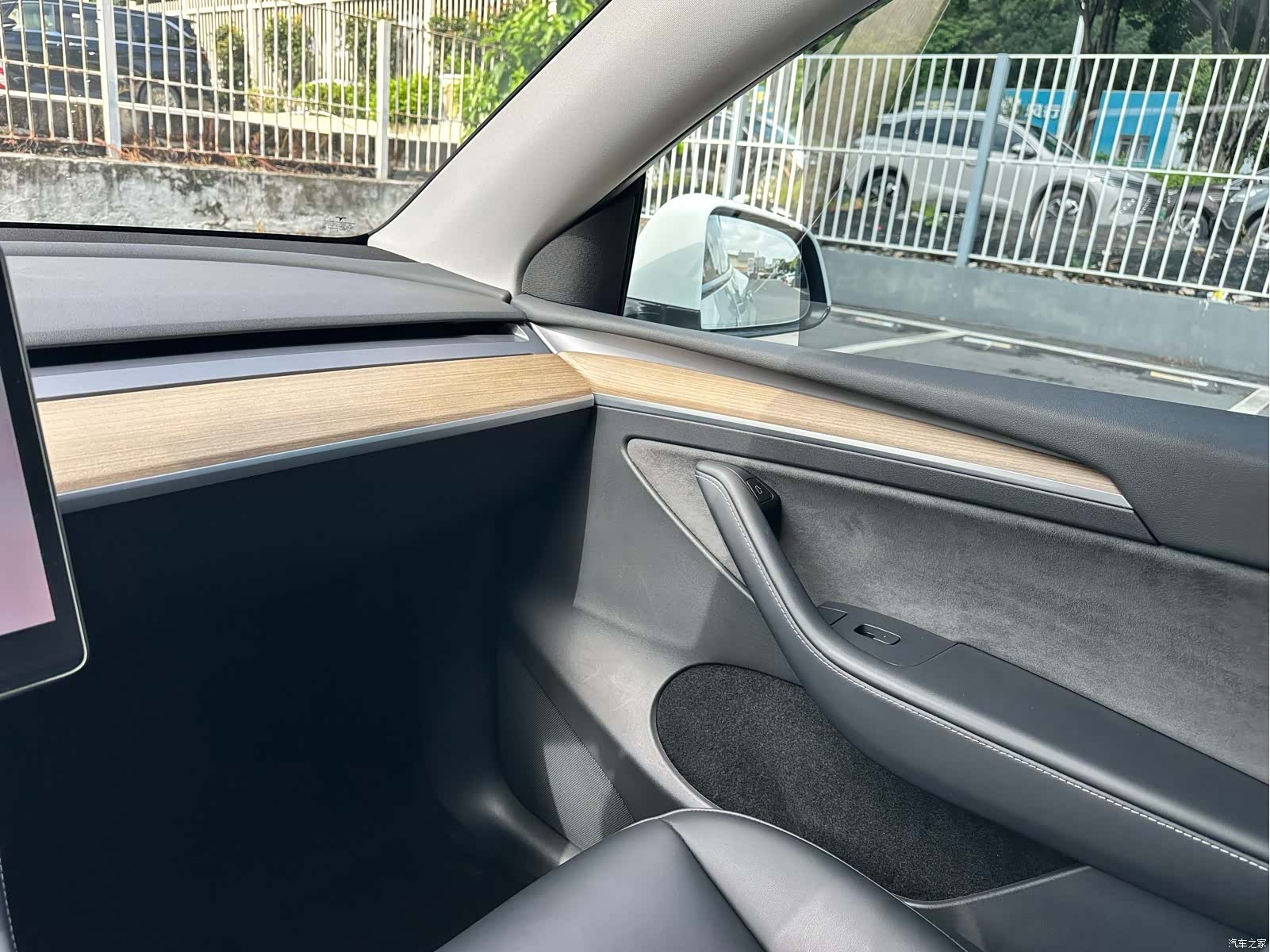 Tesla Model Y, 2023 12