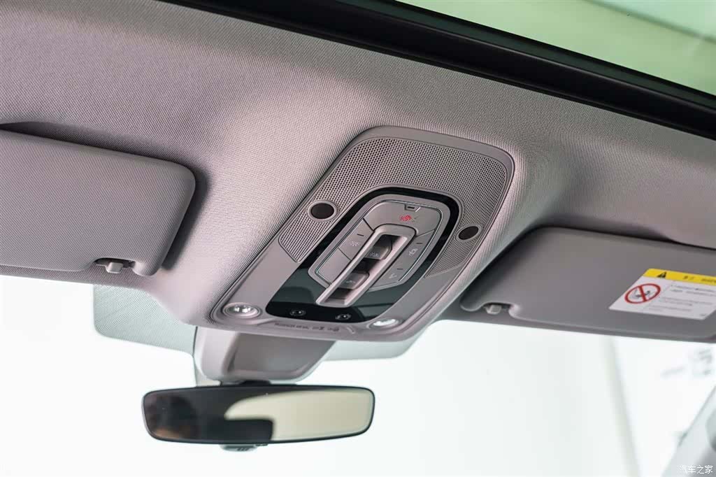 Audi Q5L, 2023 24