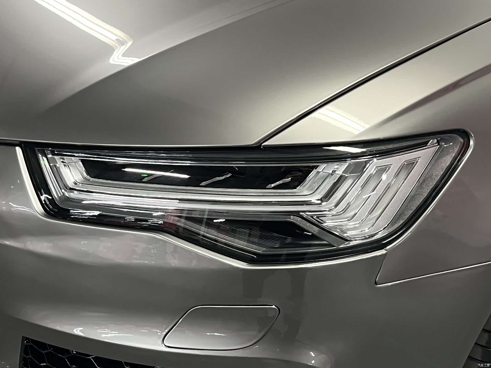 Audi A6, 2019 все фото
