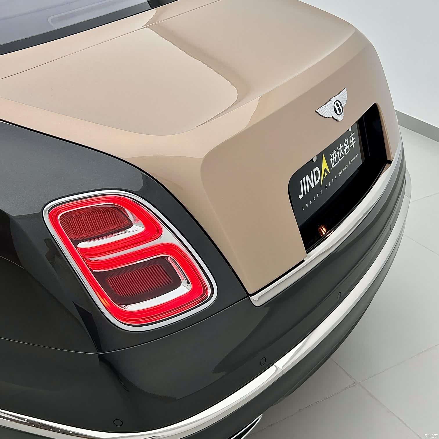Bentley Mulsanne, 2018 14