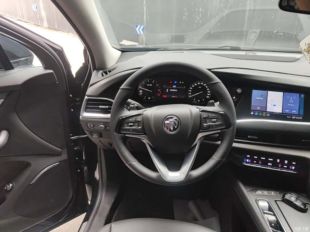 Buick Enclave, 2022 11