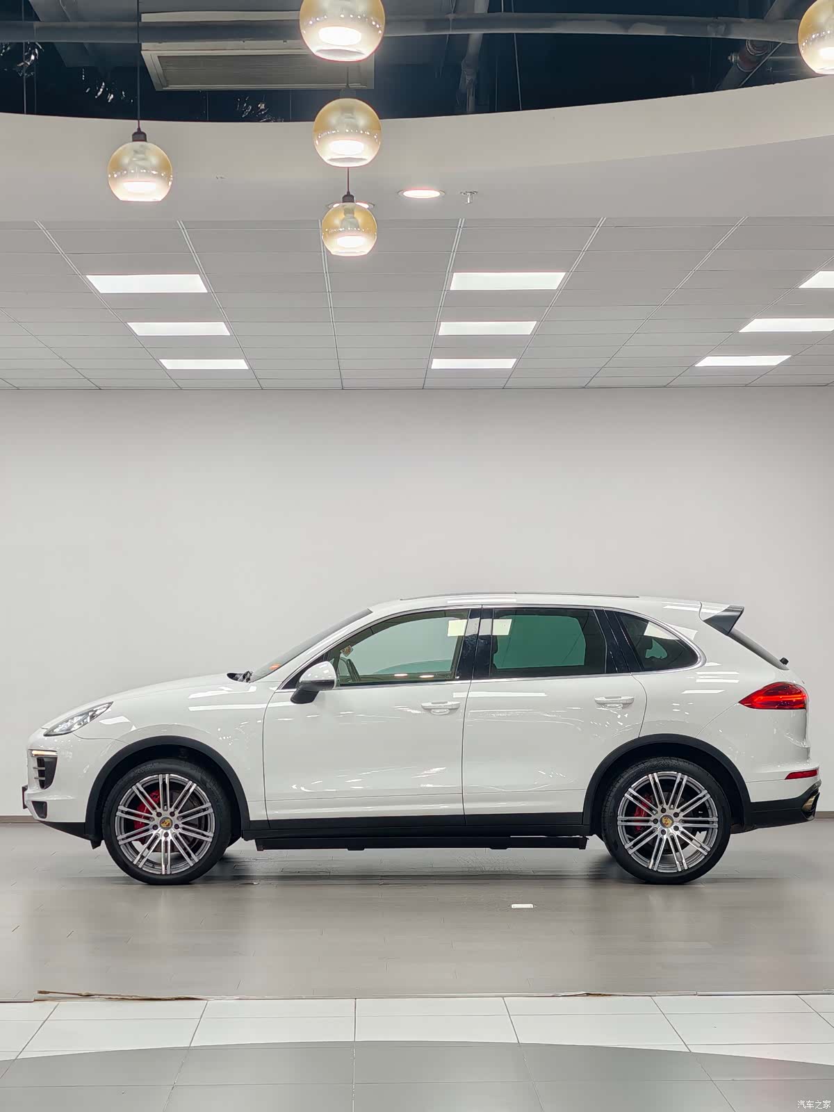 Porsche Cayenne, 2015 3