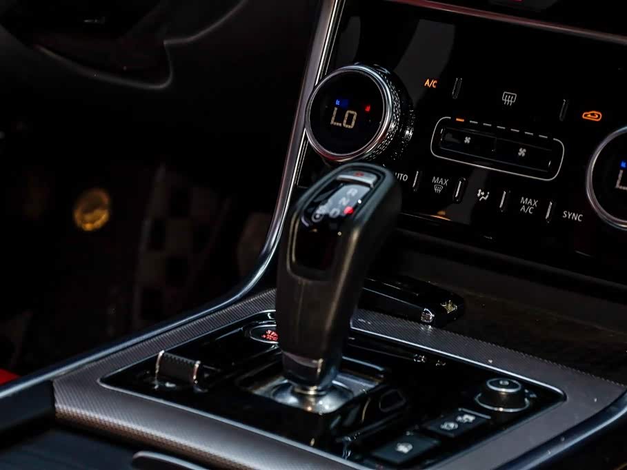 Jaguar XEL Jaguar XEL