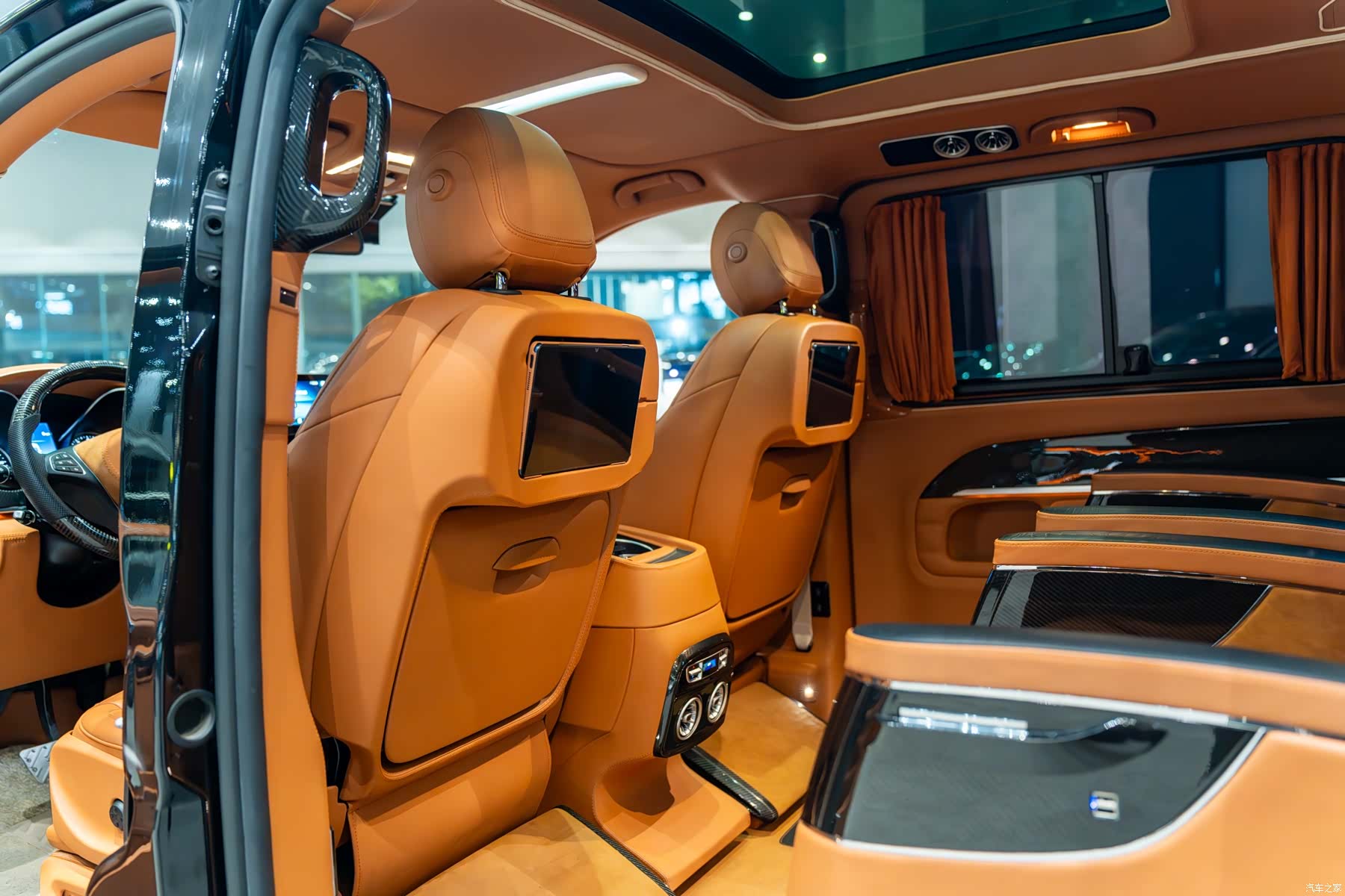 Mansory V-Class, 2022 15