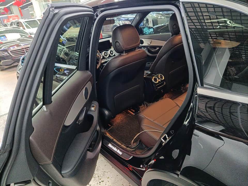 Mercedes-Benz GLC Mercedes-Benz GLC