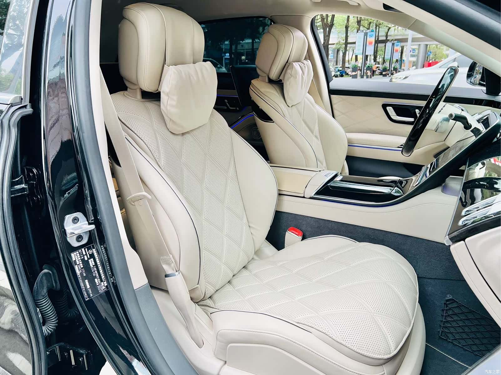 Maybach S-Class, 2021 все фото