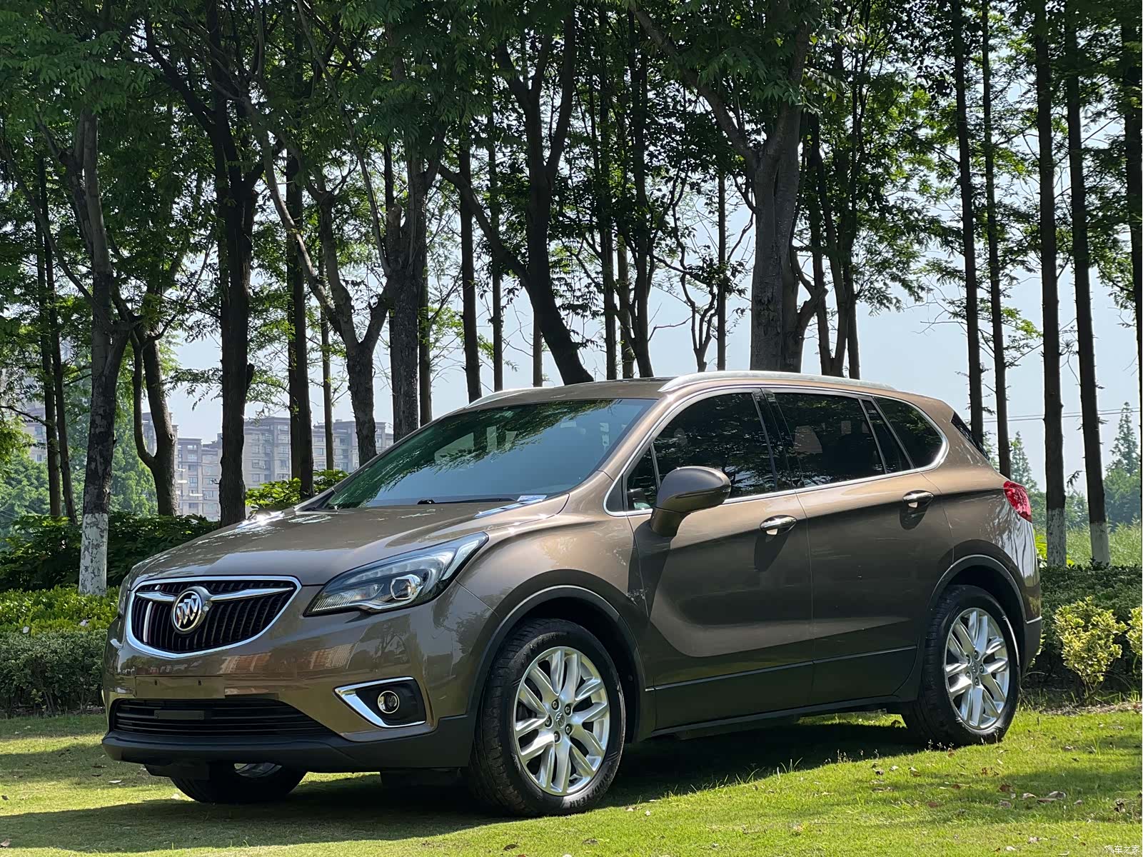 Buick Envision Plus, 2018 1