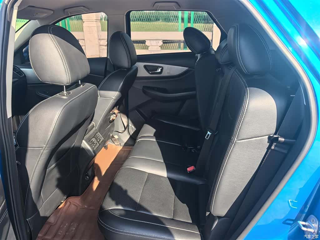 DongFeng S560, 2019 13