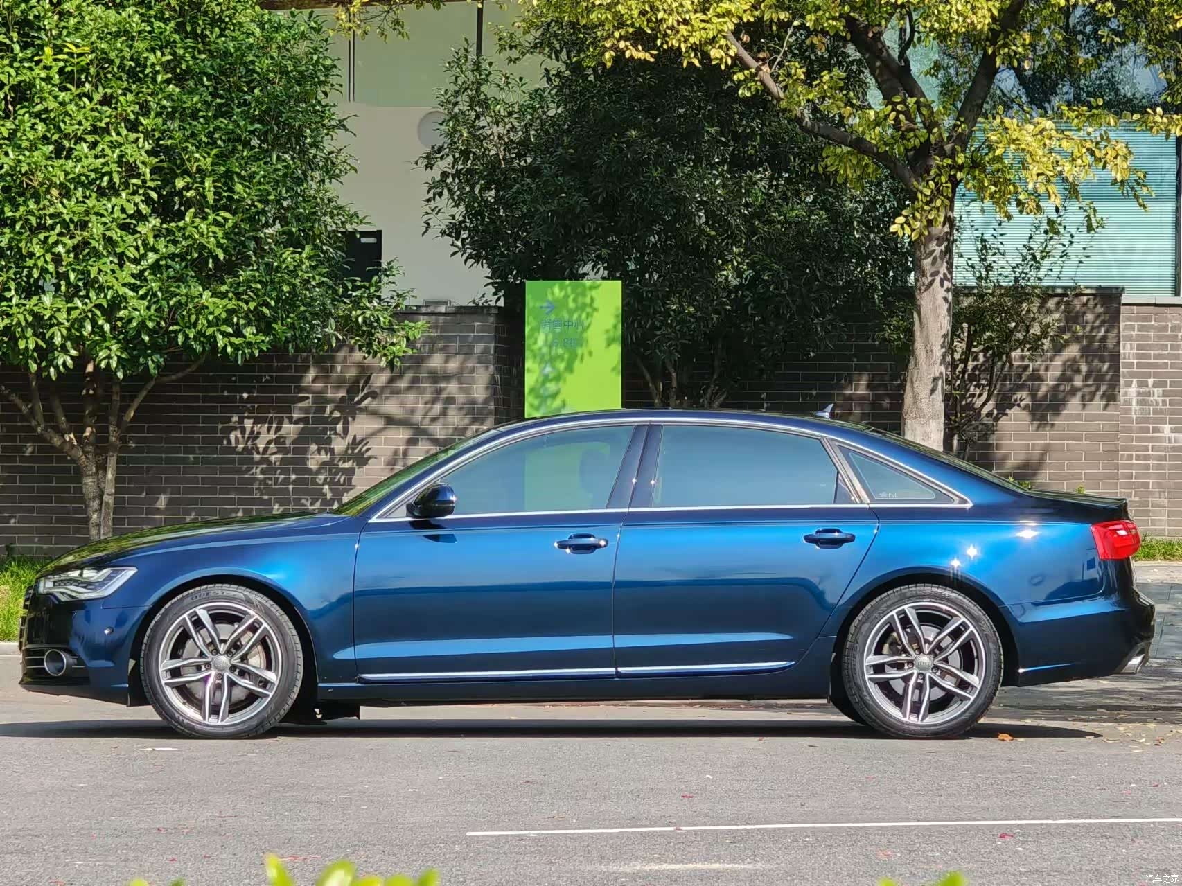 Audi A6L, 2012 21