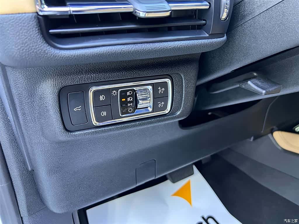 Lincoln Corsair, 2021 19