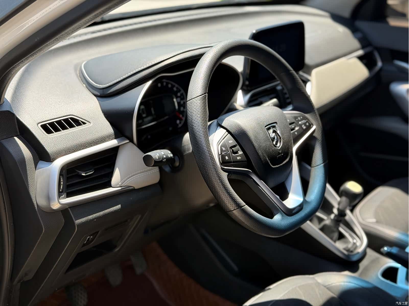 Wuling 510, 2018 9