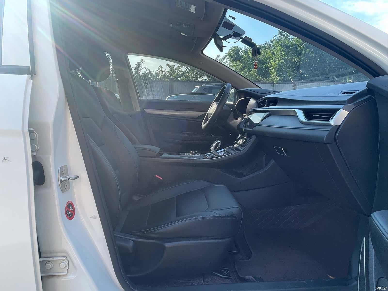 Geely Emgrand, 2021 4
