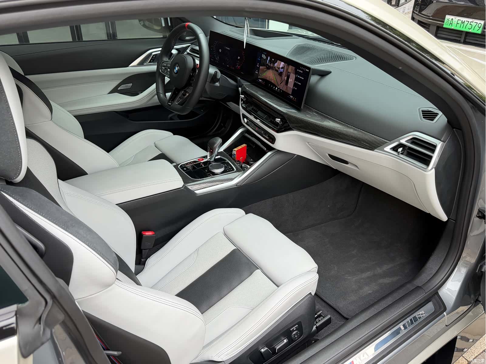 BMW M4, 2024 9