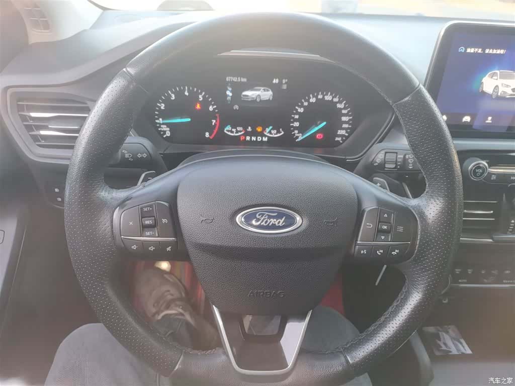 Ford Focus, 2020 3