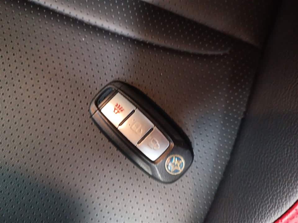 Venucia T60 Venucia T60