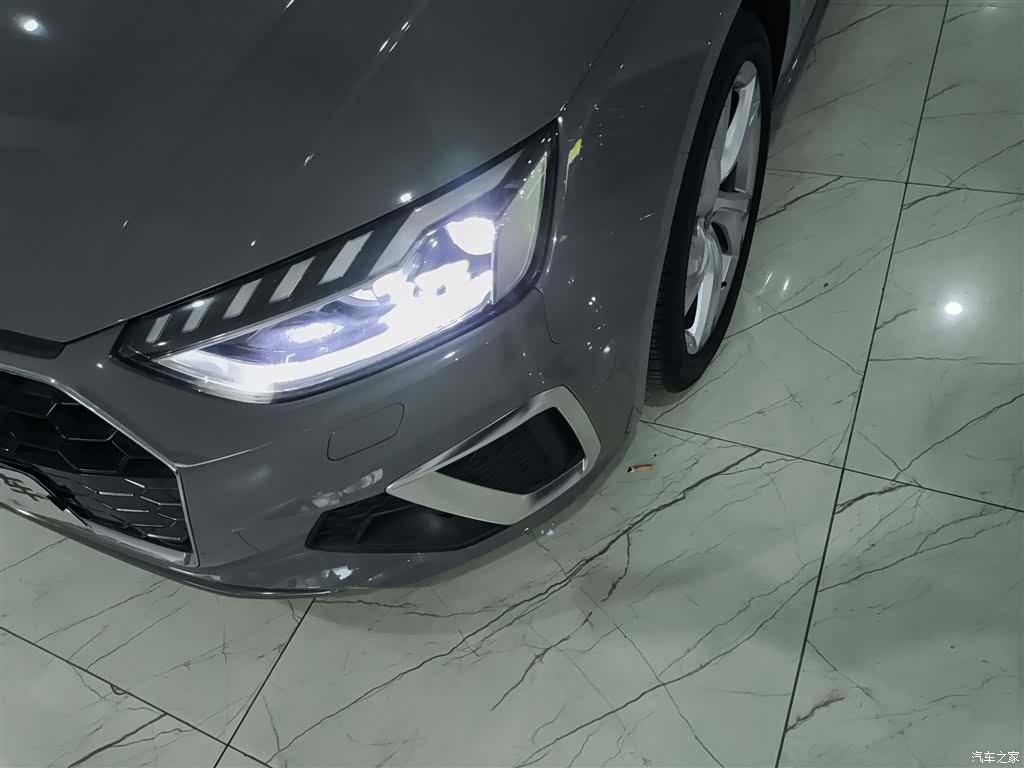 Audi A4, 2022 18