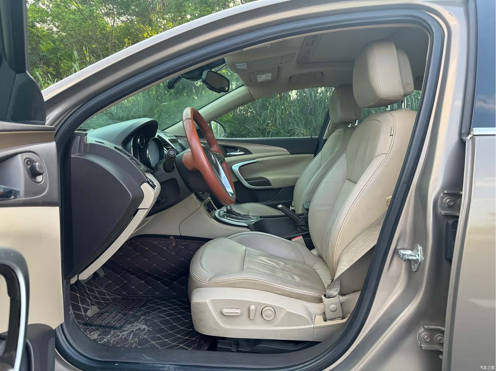 Buick Regal, 2012 все фото
