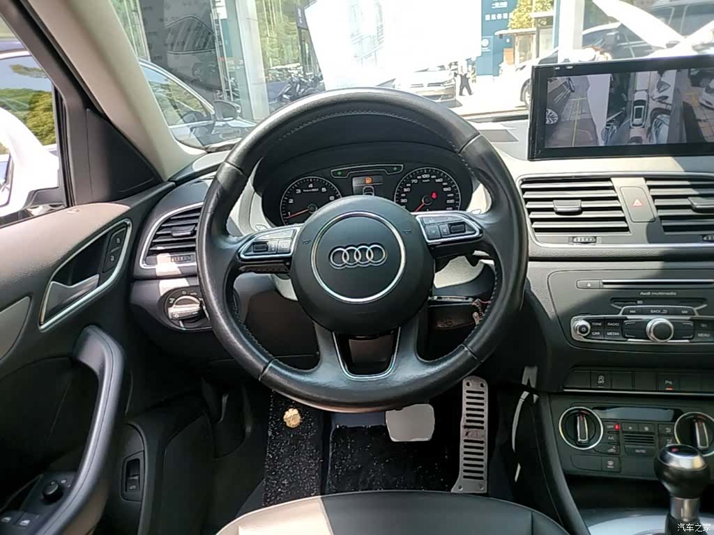 Audi Q3, 2017 11