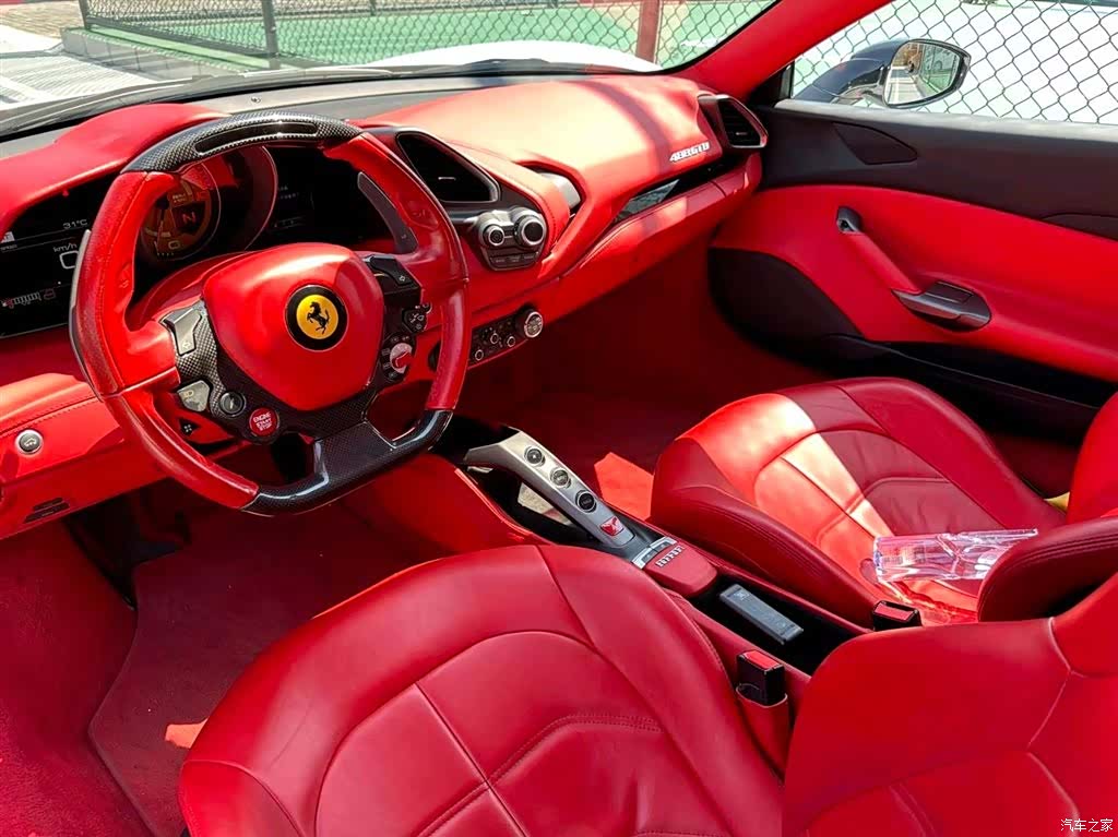Ferrari 488, 2016 6