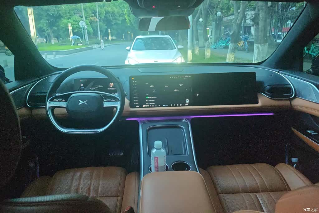 Xpeng G9, 2023 12