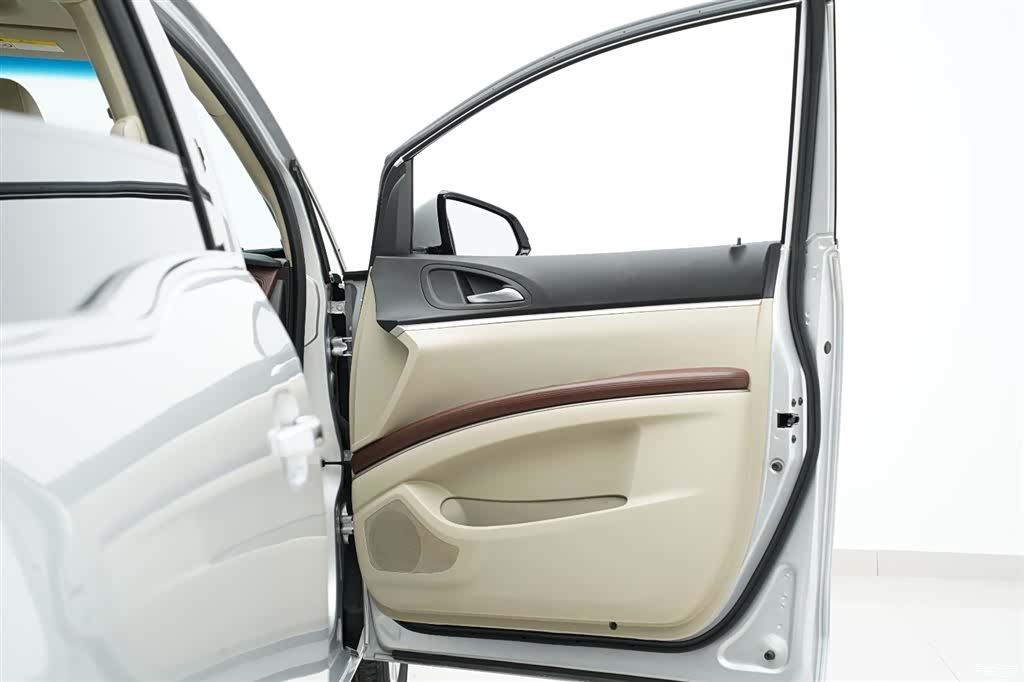 Buick GL8, 2014 30