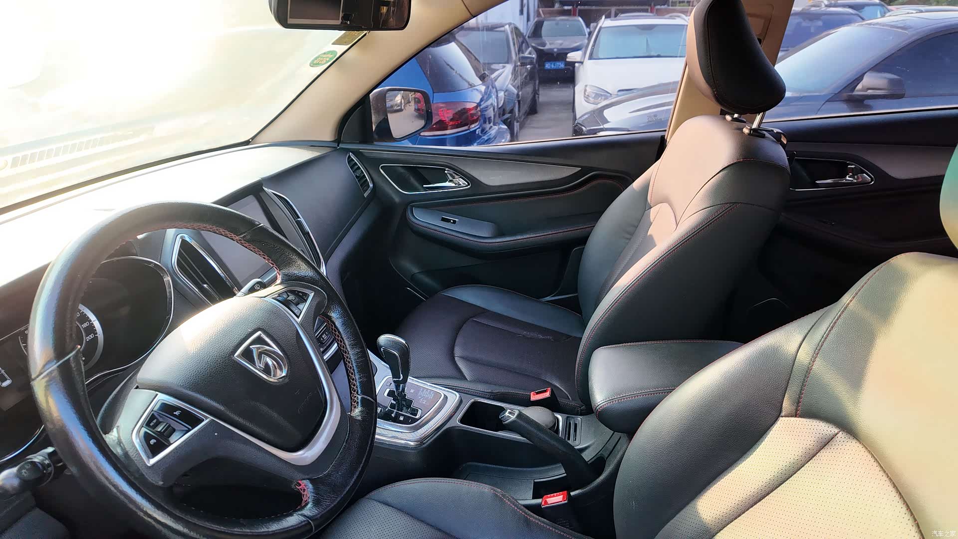 Wuling 560, 2016 21