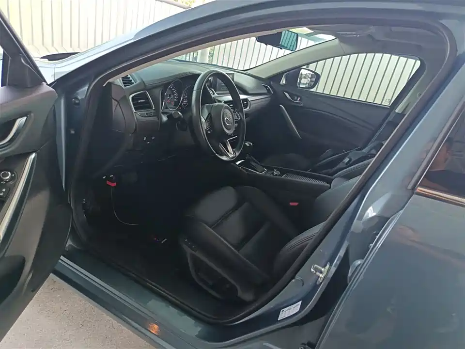 Mazda Atez