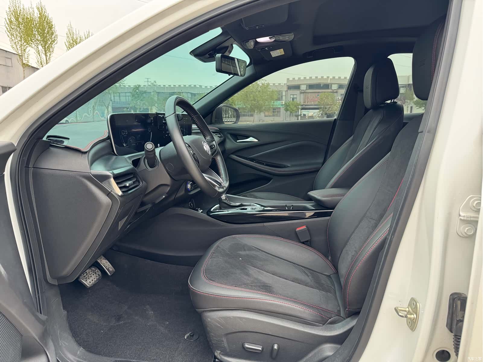 Buick Verano, 2022 все фото
