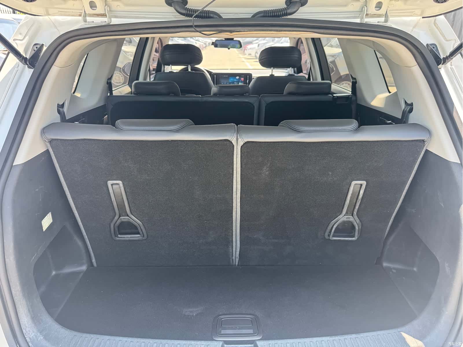 Wuling RM-5, 2020 12