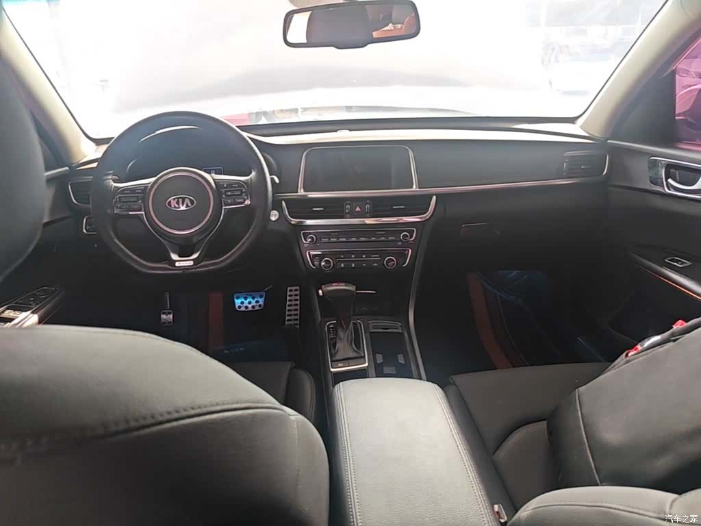 Kia K5, 2015 10