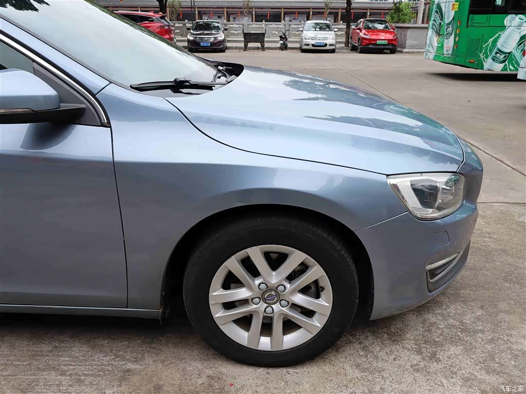 Volvo S60, 2017 30