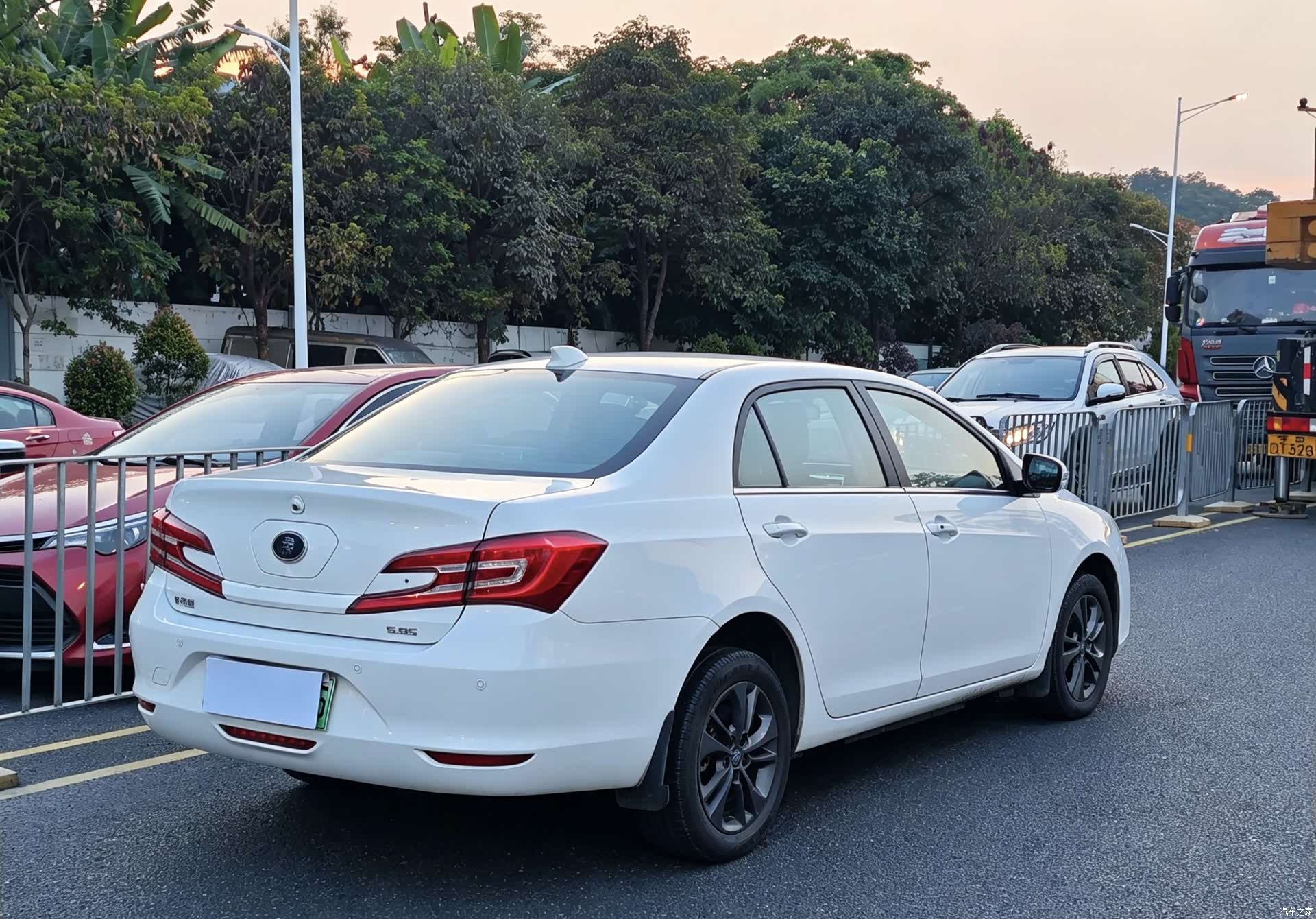 BYD Qin, 2018 13