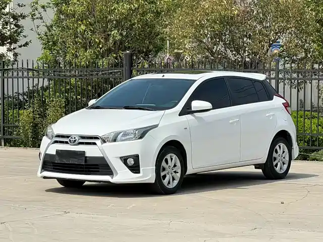 Toyota YARiS L 2016 — купить из Китая под заказ