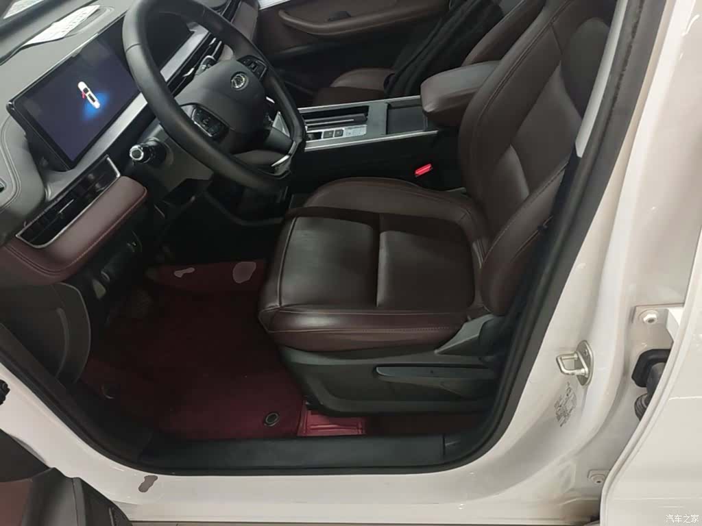 Chery Tiggo 7, 2025 15