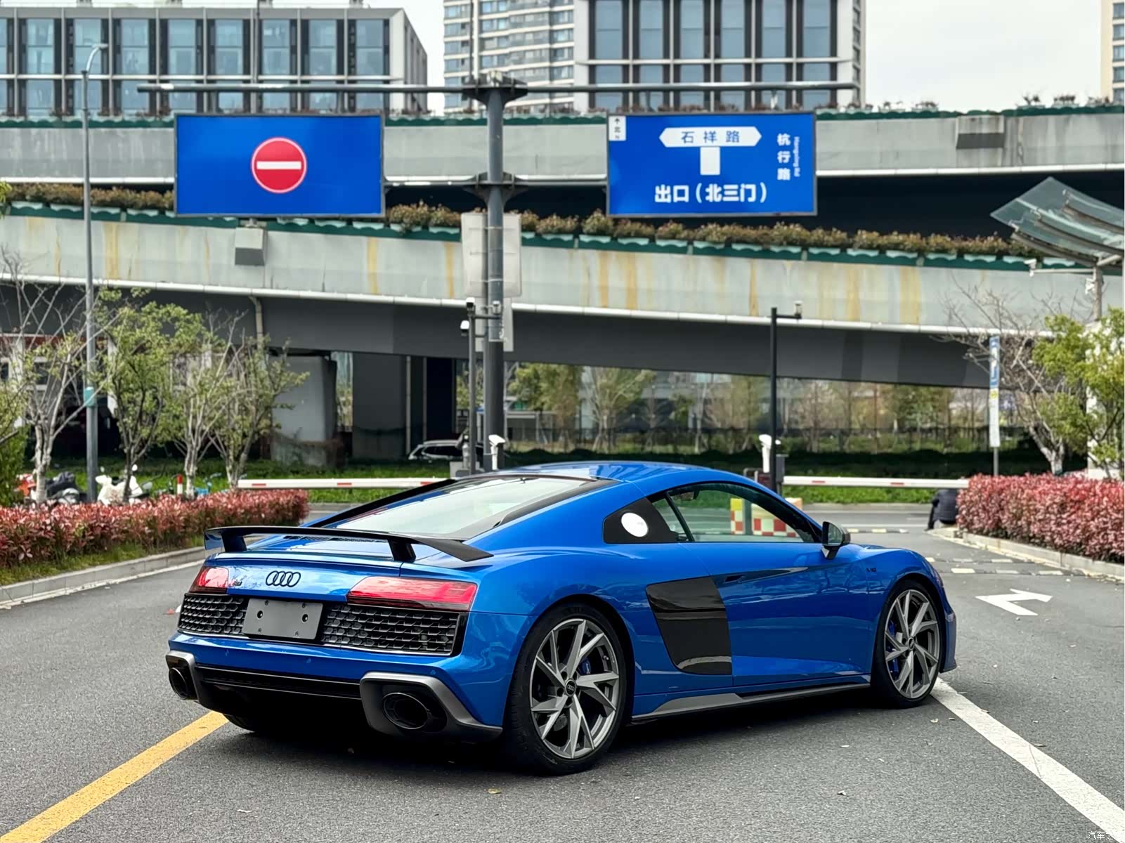 Audi R8, 2022 9