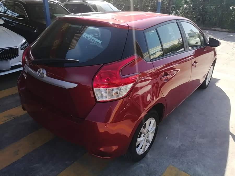 Toyota YARiS L 2015, фото 7