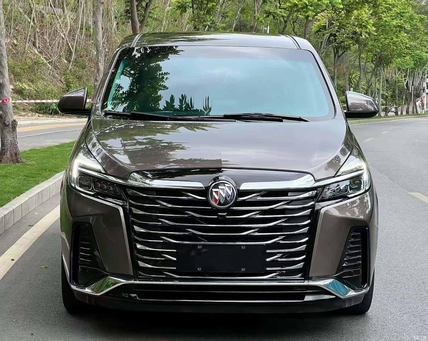 Buick GL8, 2023 2
