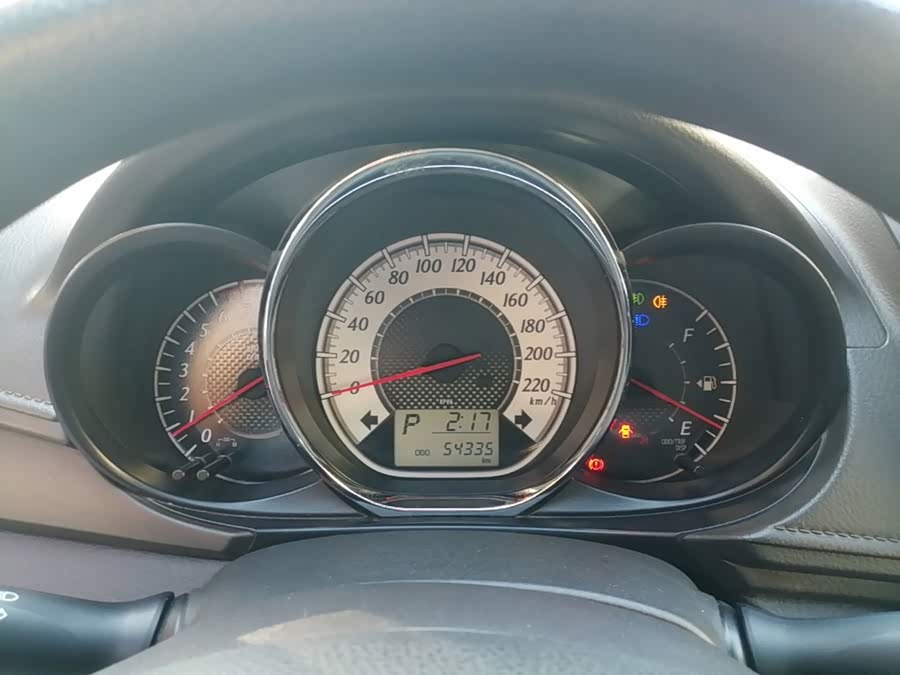 Toyota YARiS L 2015, фото 12