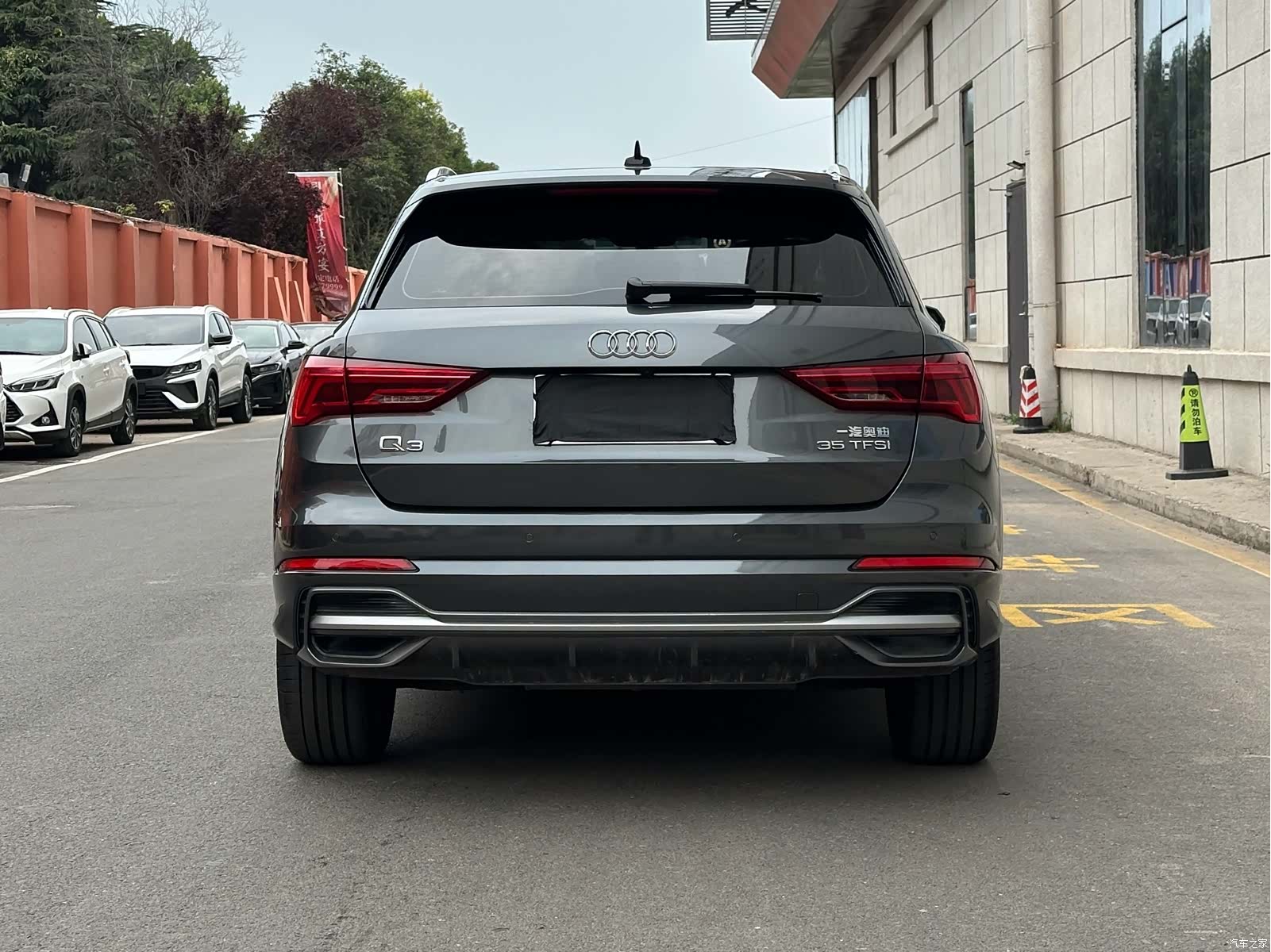 Audi Q3, 2022 все фото