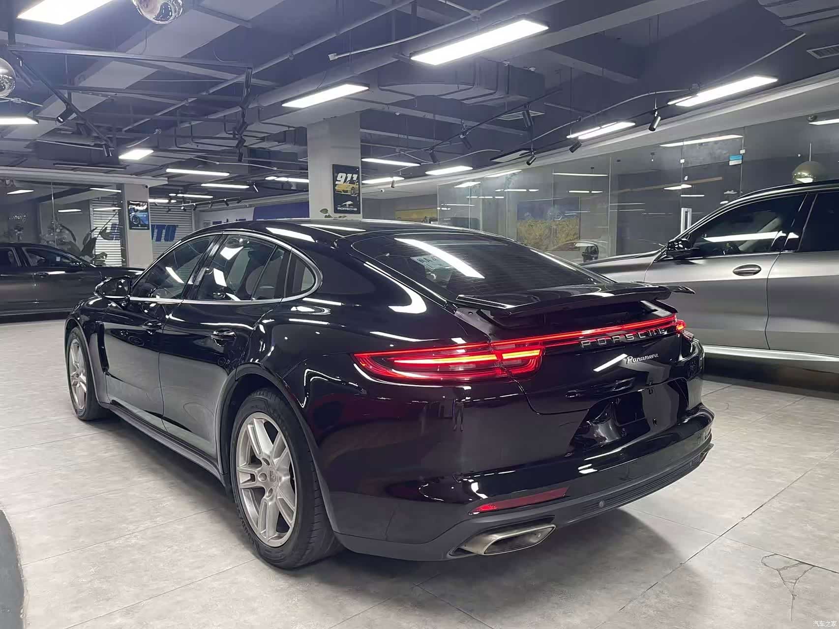 Porsche Panamera, 2018 3