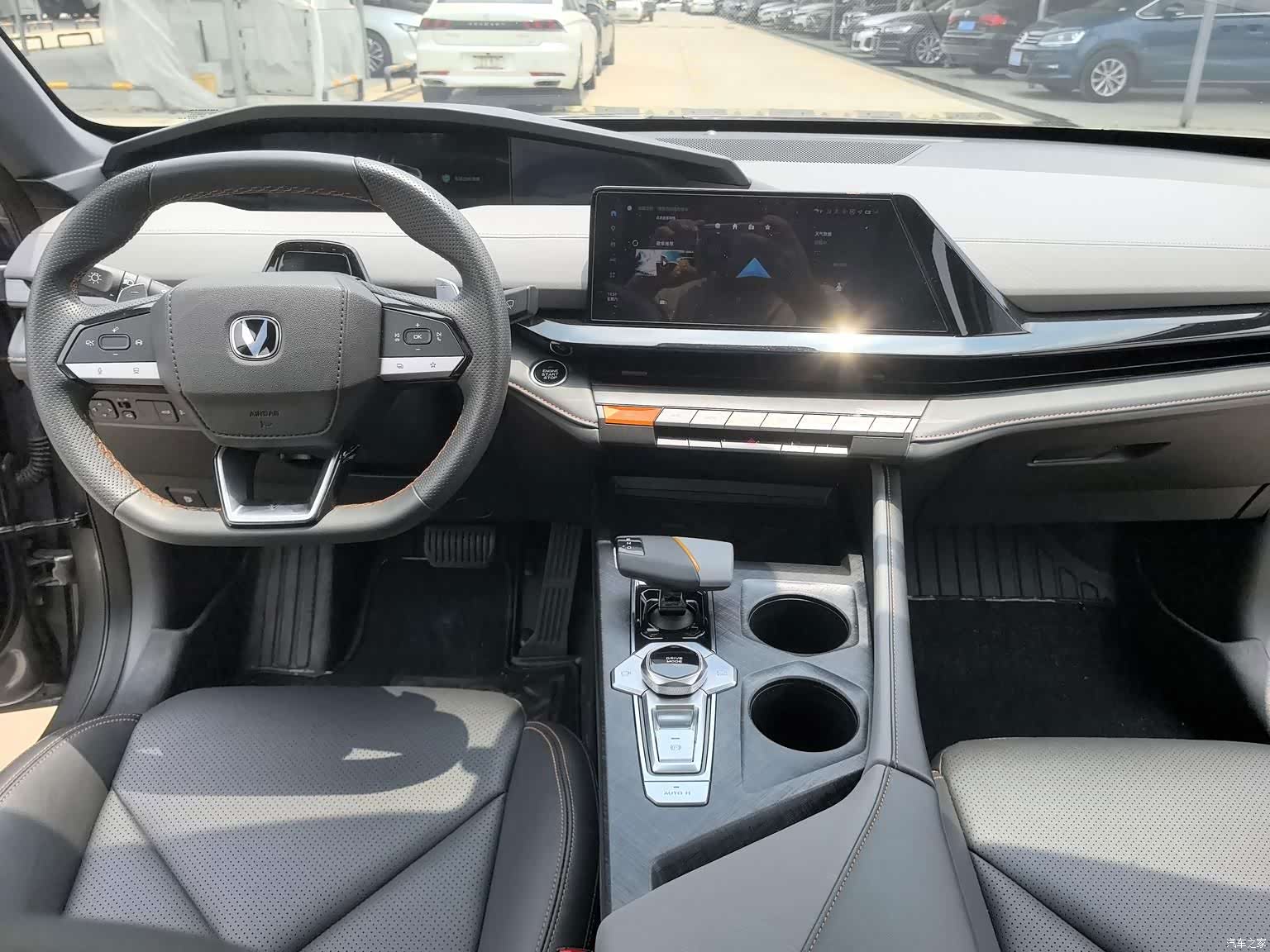 Changan UNI-V, 2022 все фото