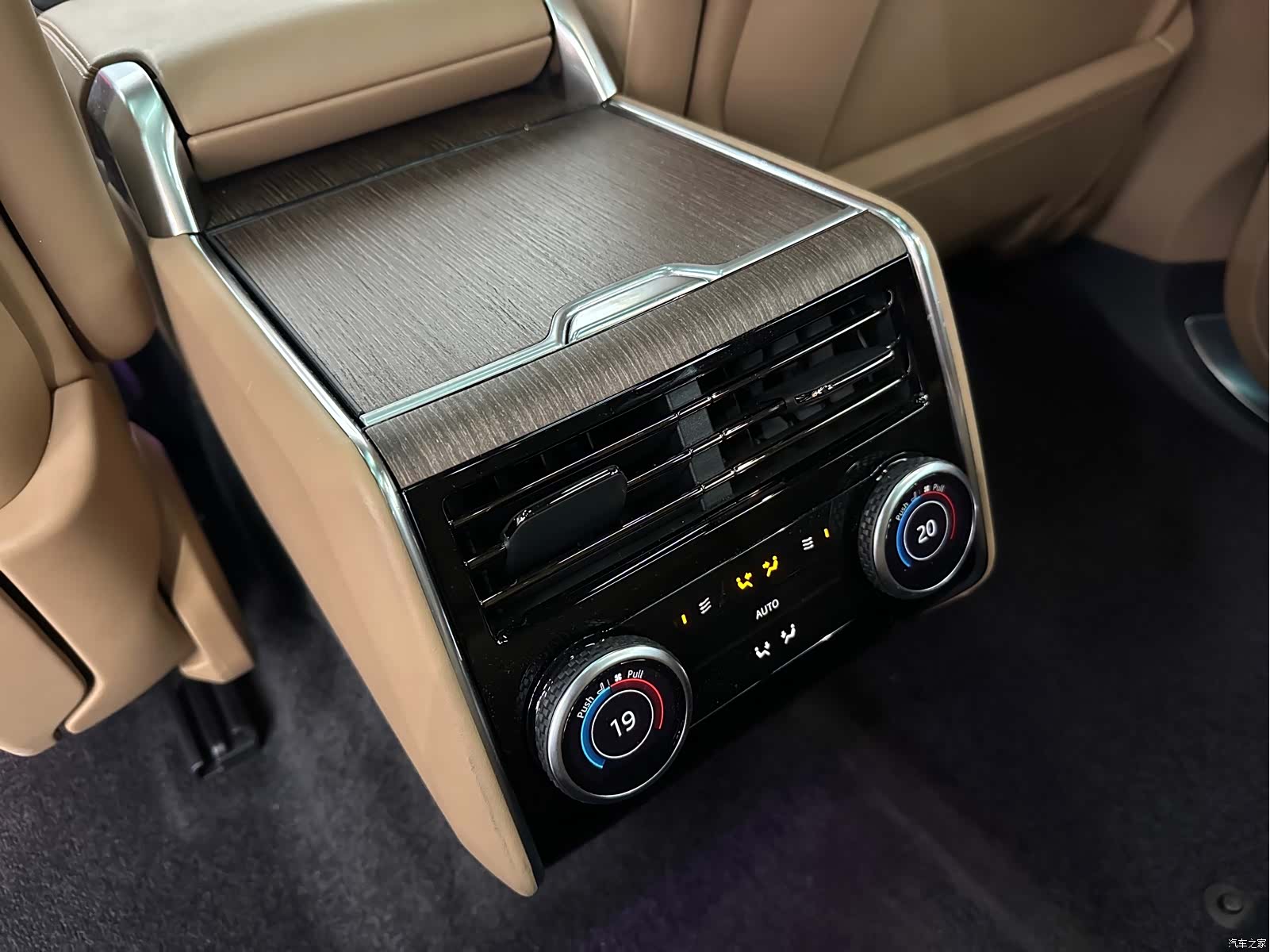 Land Rover Range Rover, 2024 19
