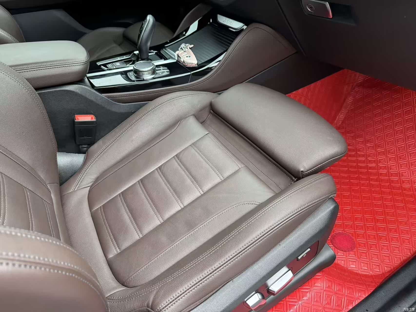 BMW X4, 2019 12