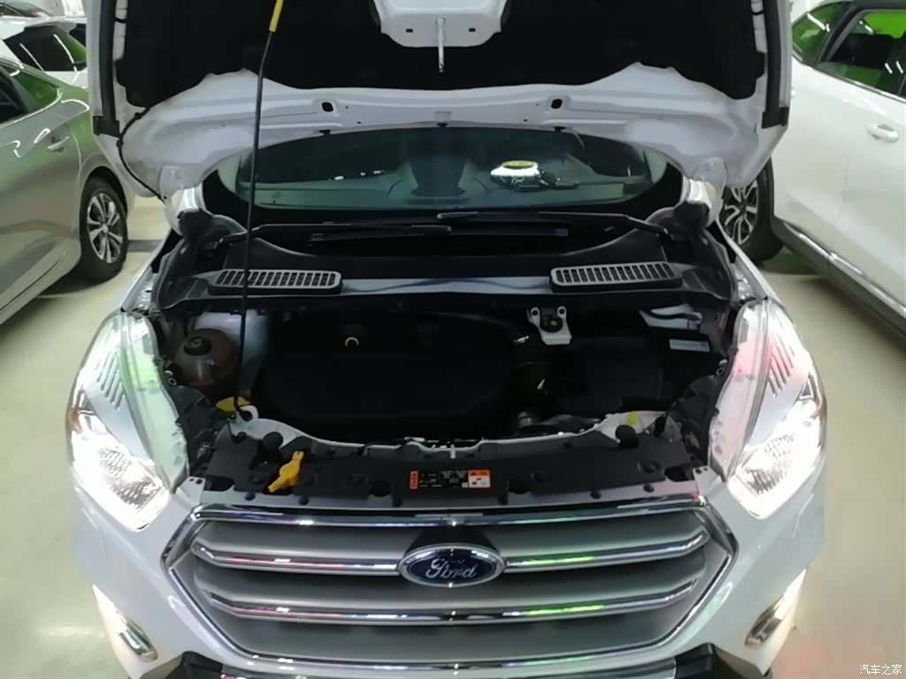 Ford Kuga, 2017 20