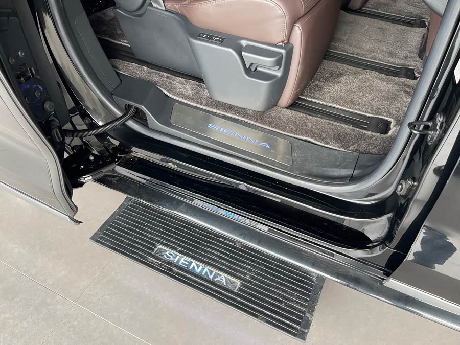 Toyota SIENNA 2022, фото 27