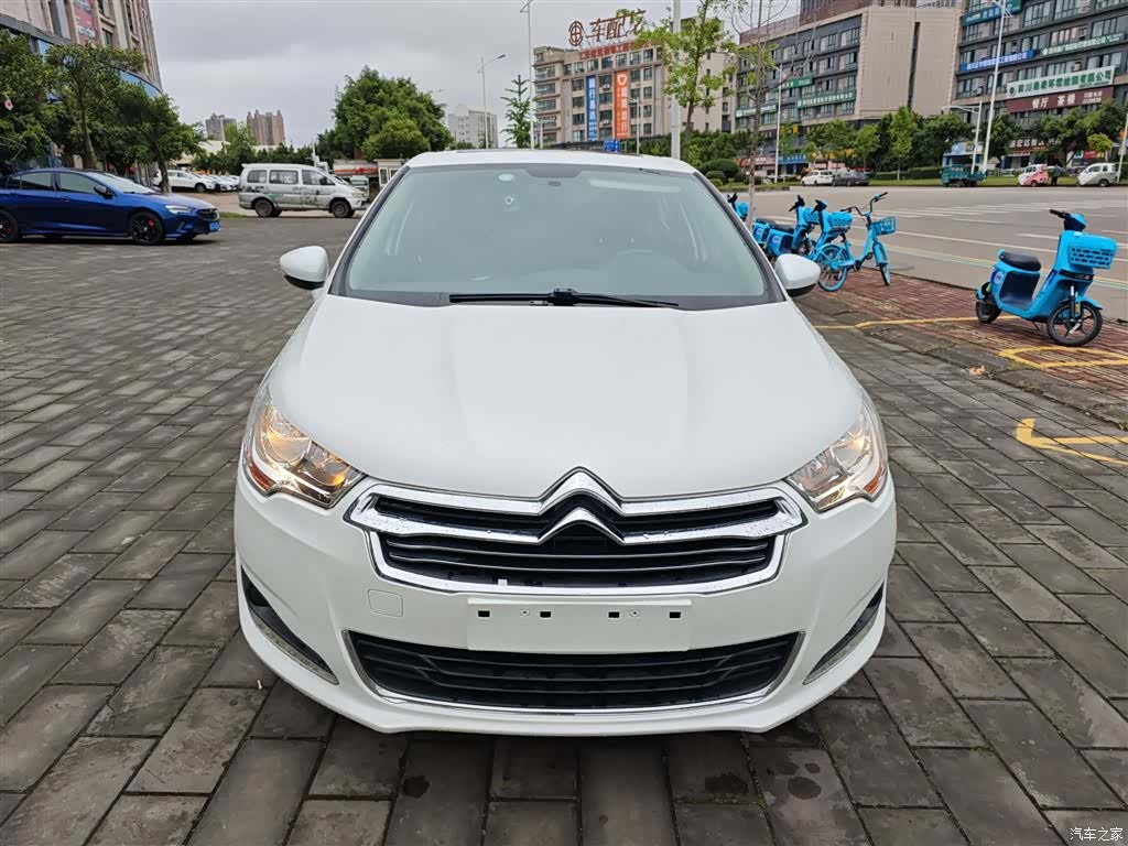 Citroen C4, 2015 3